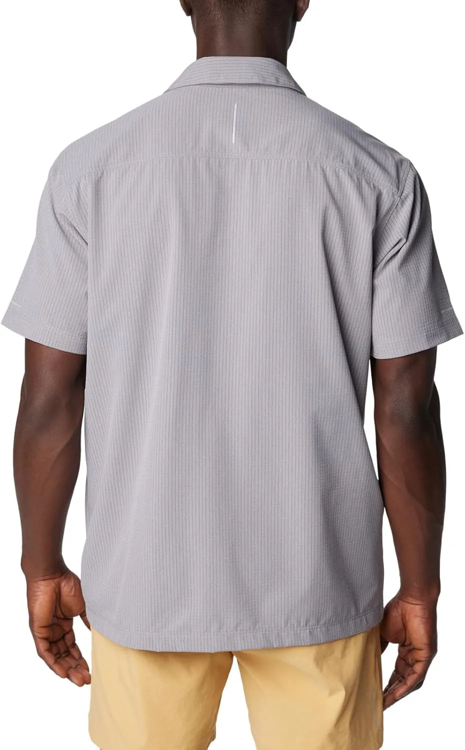 Columbia Men's Black Mesa Lightweight Short Sleeve Shirt