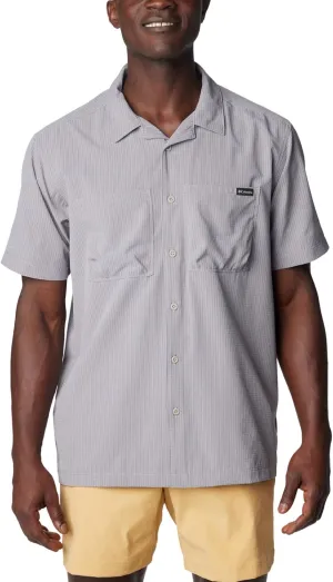 Columbia Men's Black Mesa Lightweight Short Sleeve Shirt