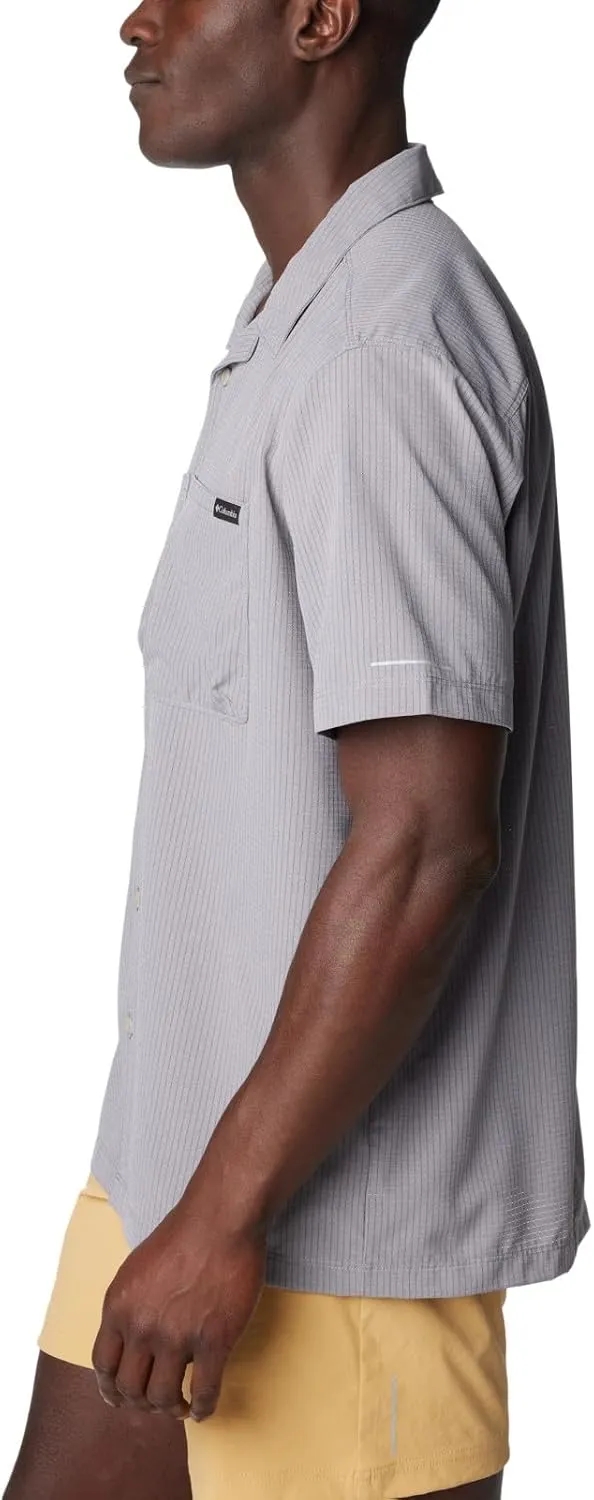 Columbia Men's Black Mesa Lightweight Short Sleeve Shirt