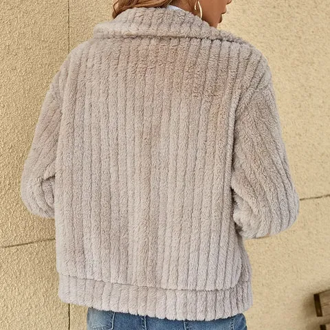 GENEVIEVE - Stylish Sherpa Jacket