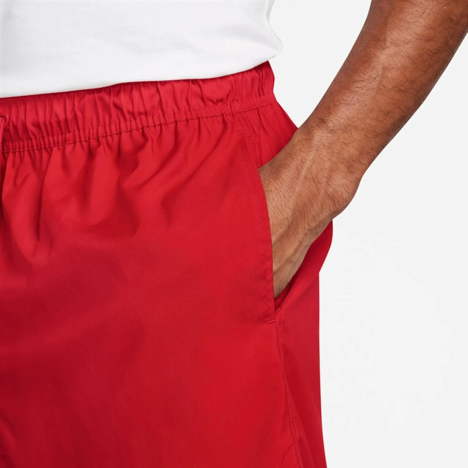 Nike Men's Club Woven Flow Shorts