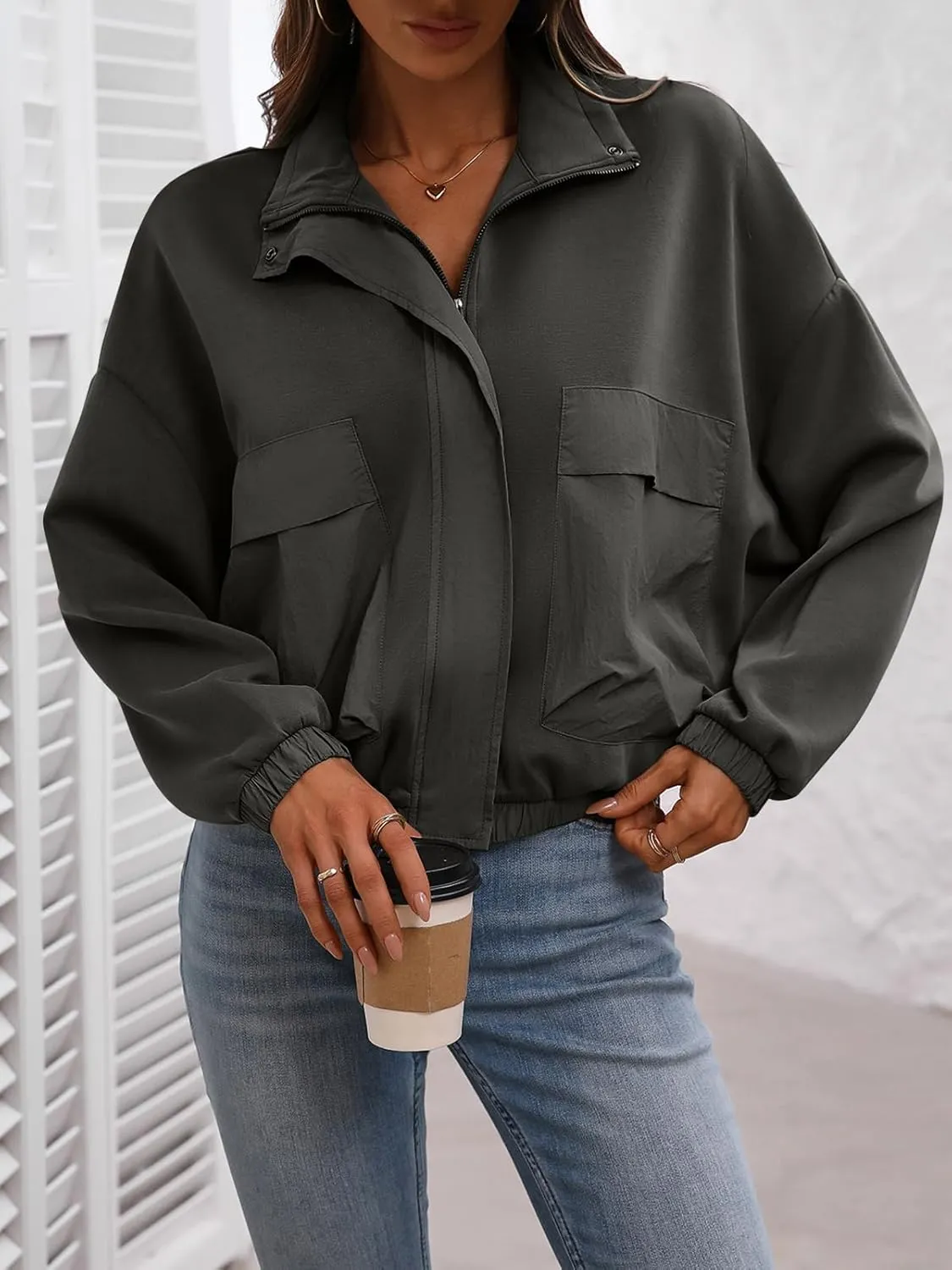 Women's Cropped Oversized Safari Jackets Zip Up Stand Collar Neck Long Sleeve Utility Anorak jacket with Pocket